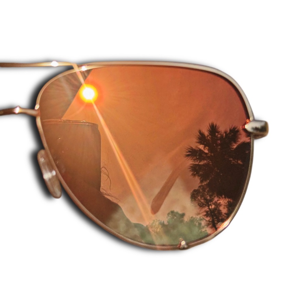 NIB - QUAY Australia, HIGH KEY, Gold Frame/Copper Fade Lens Aviators - Picture 7 of 13